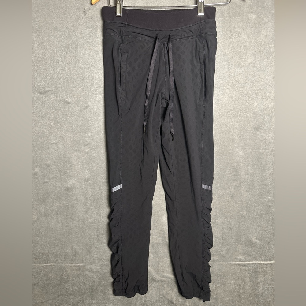 Lululemon Runderful Pant Black Women’s Size 4 Two-Layer Winter Running Joggers